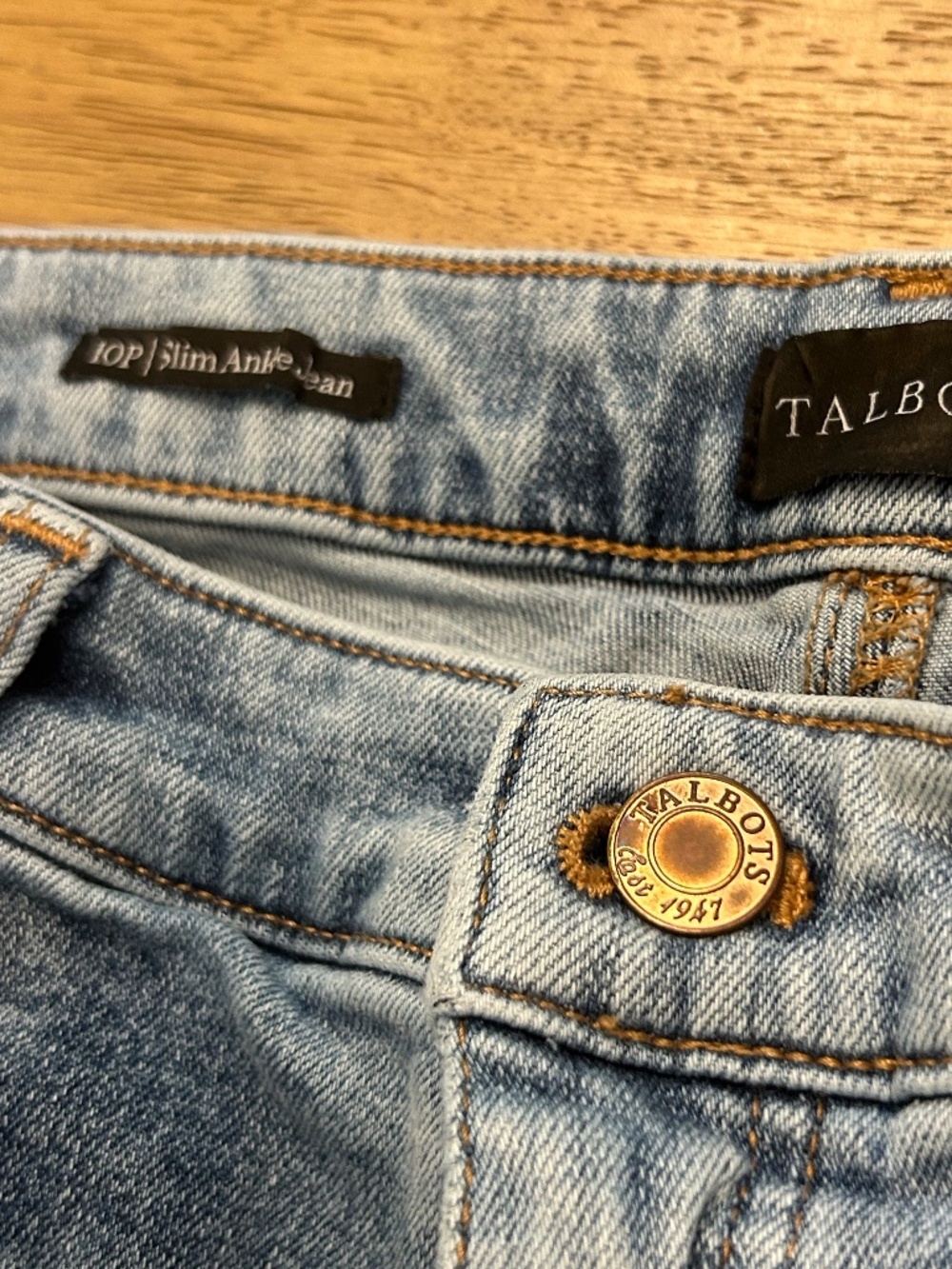 Talbots Slim Ankle Jeans, Size 10P - Picture 3 of 4